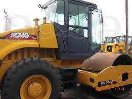 Каток XCMG XS142J